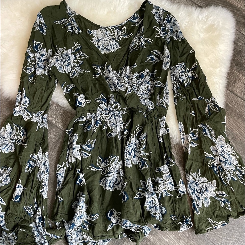 bell sleeve romper